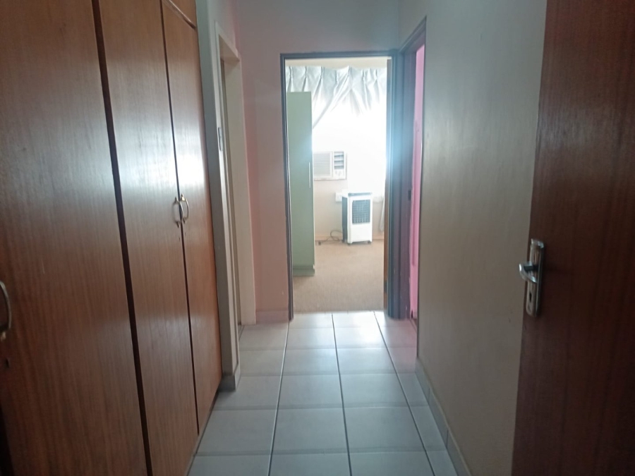 4 Bedroom Property for Sale in Carters Glen Northern Cape